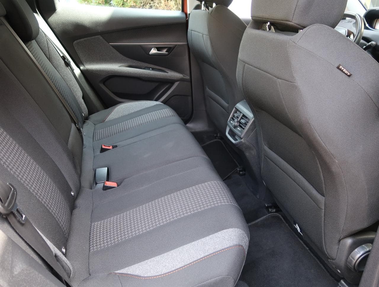 2017 Peugeot 3008 - 13