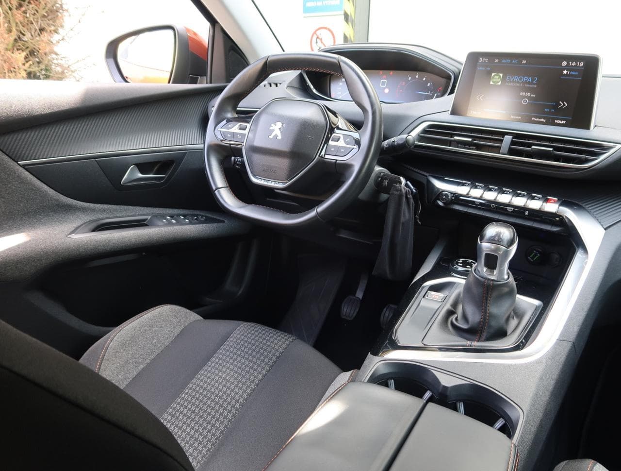 2017 Peugeot 3008 - 9