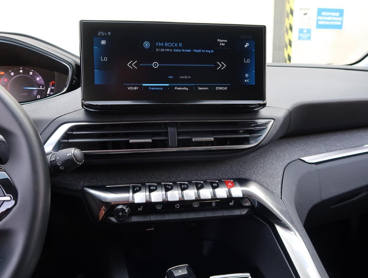 2021 Peugeot 3008 - 18