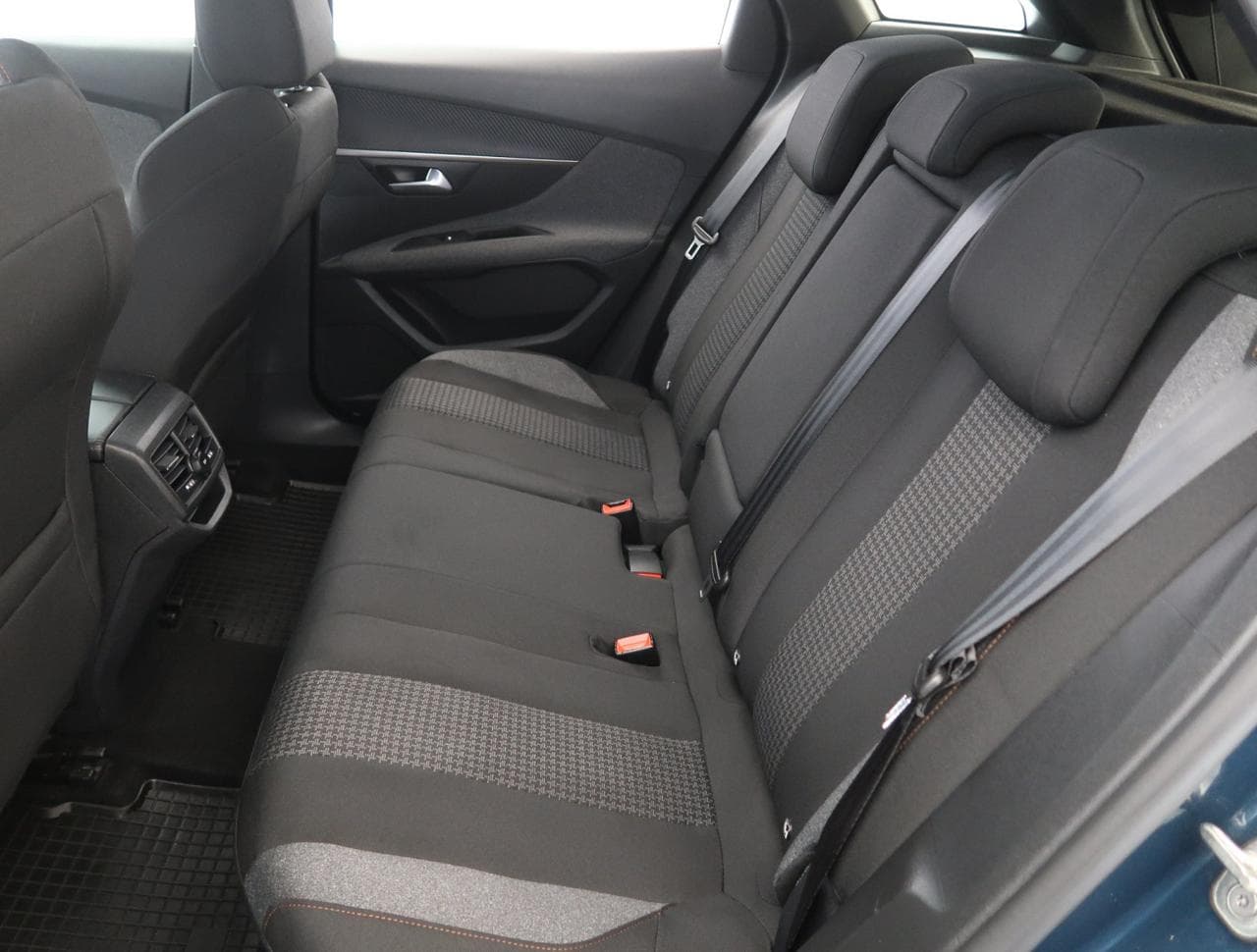 2022 Peugeot 3008 - 15