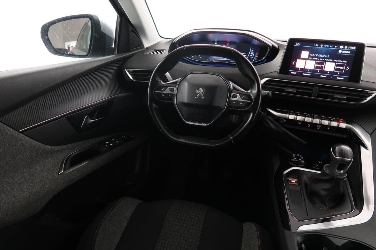 2017 Peugeot 3008 - 17
