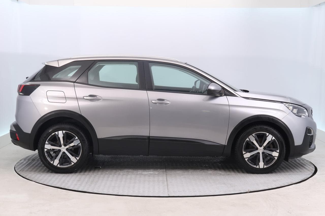 2017 Peugeot 3008 - 14