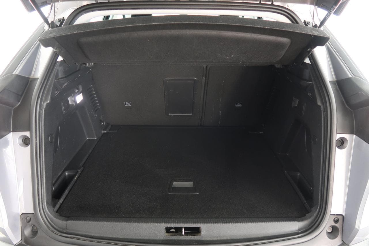 2017 Peugeot 3008 - 47