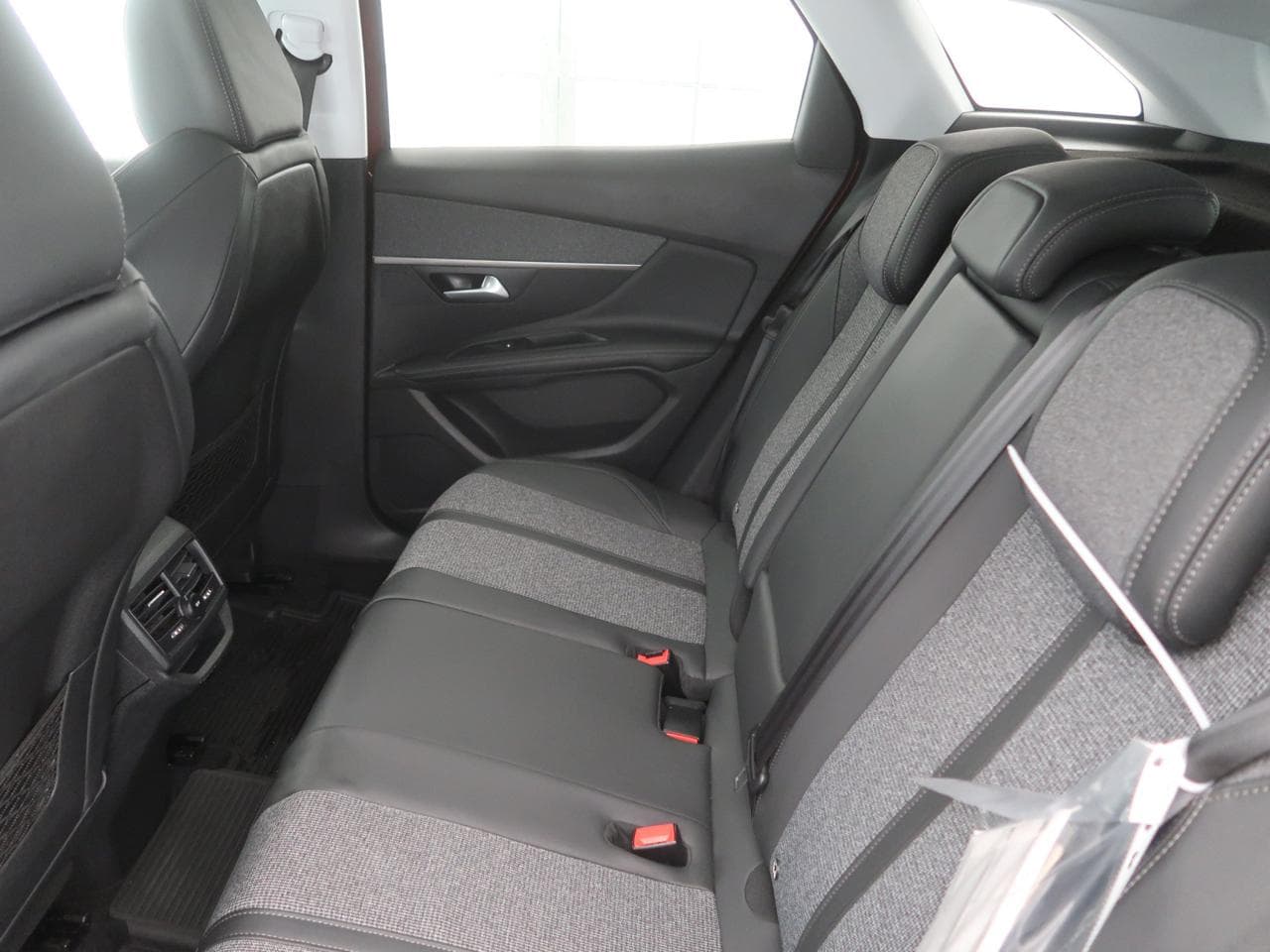 2019 Peugeot 3008 - 15