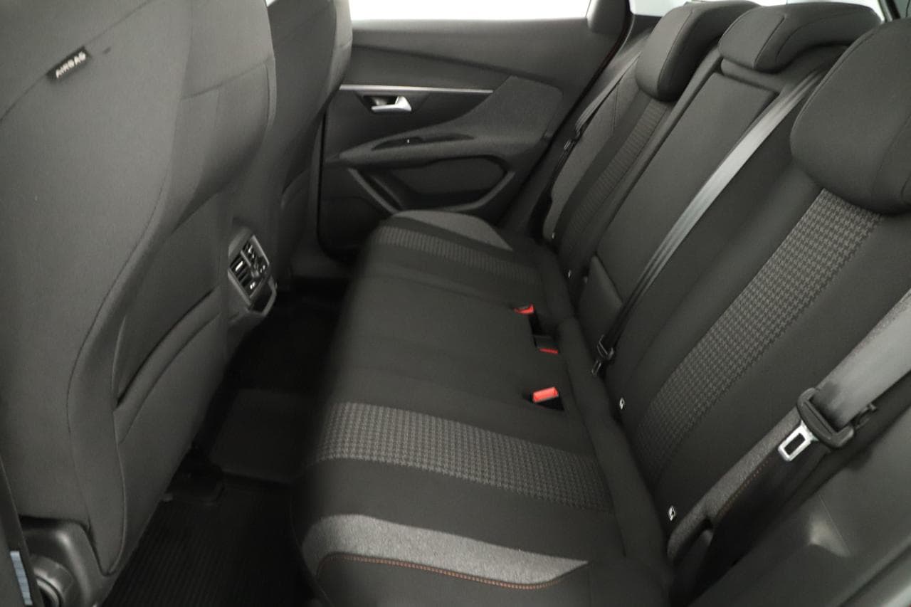 2019 Peugeot 3008 - 12