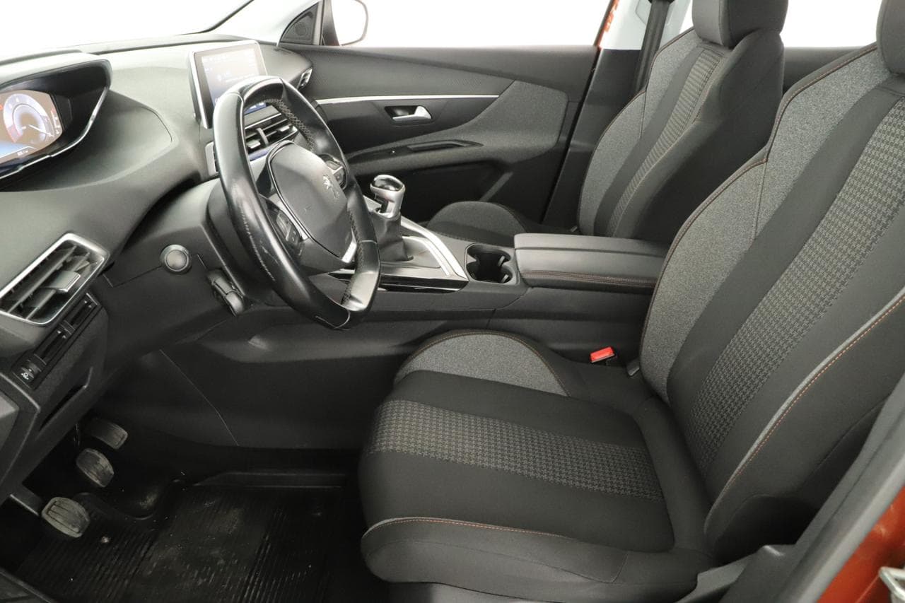 2019 Peugeot 3008 - 13