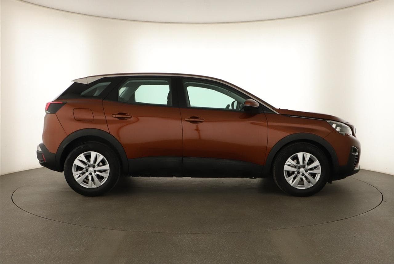 2019 Peugeot 3008 - 8