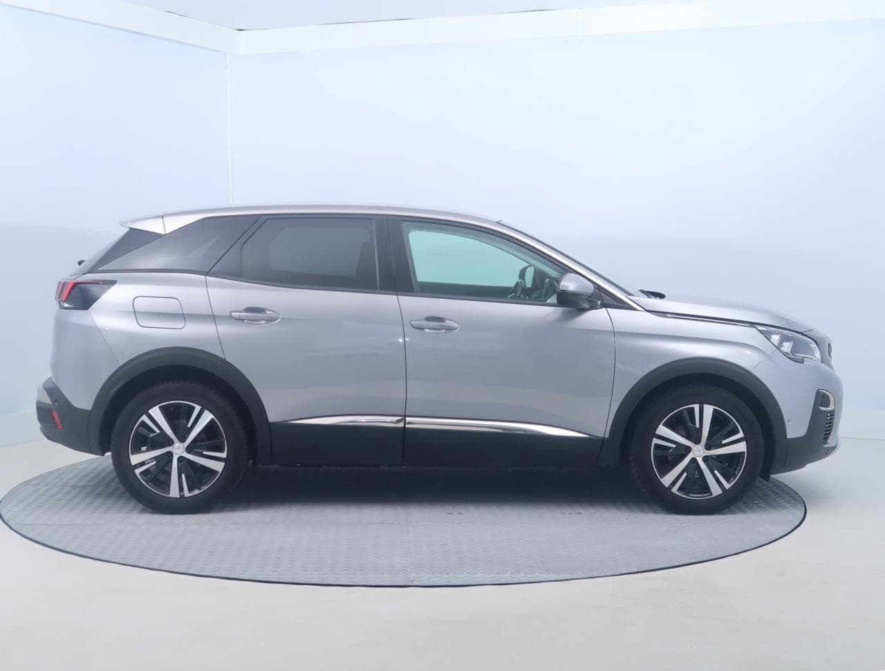 2018 Peugeot 3008 - 13