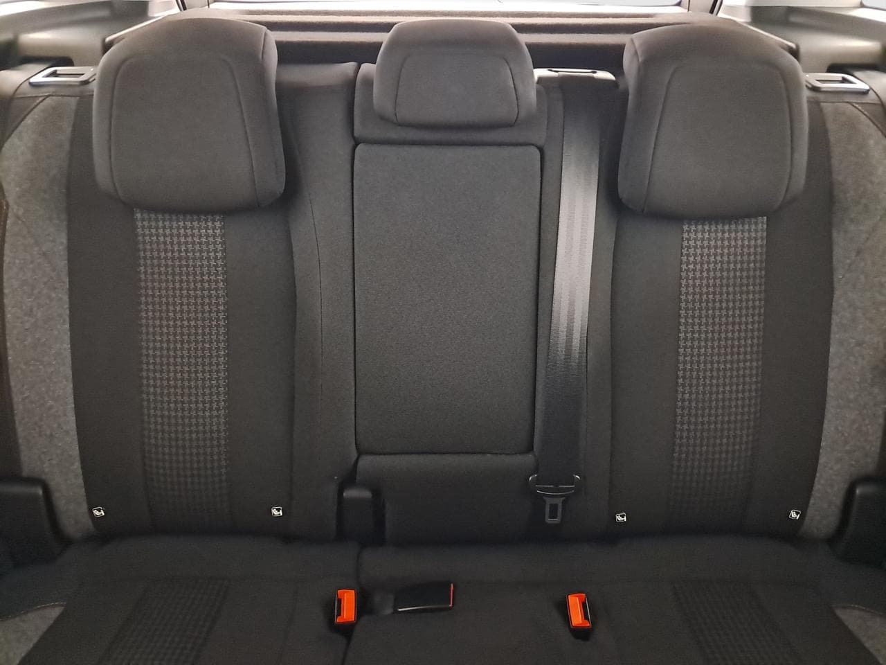 2017 Peugeot 3008 - 23