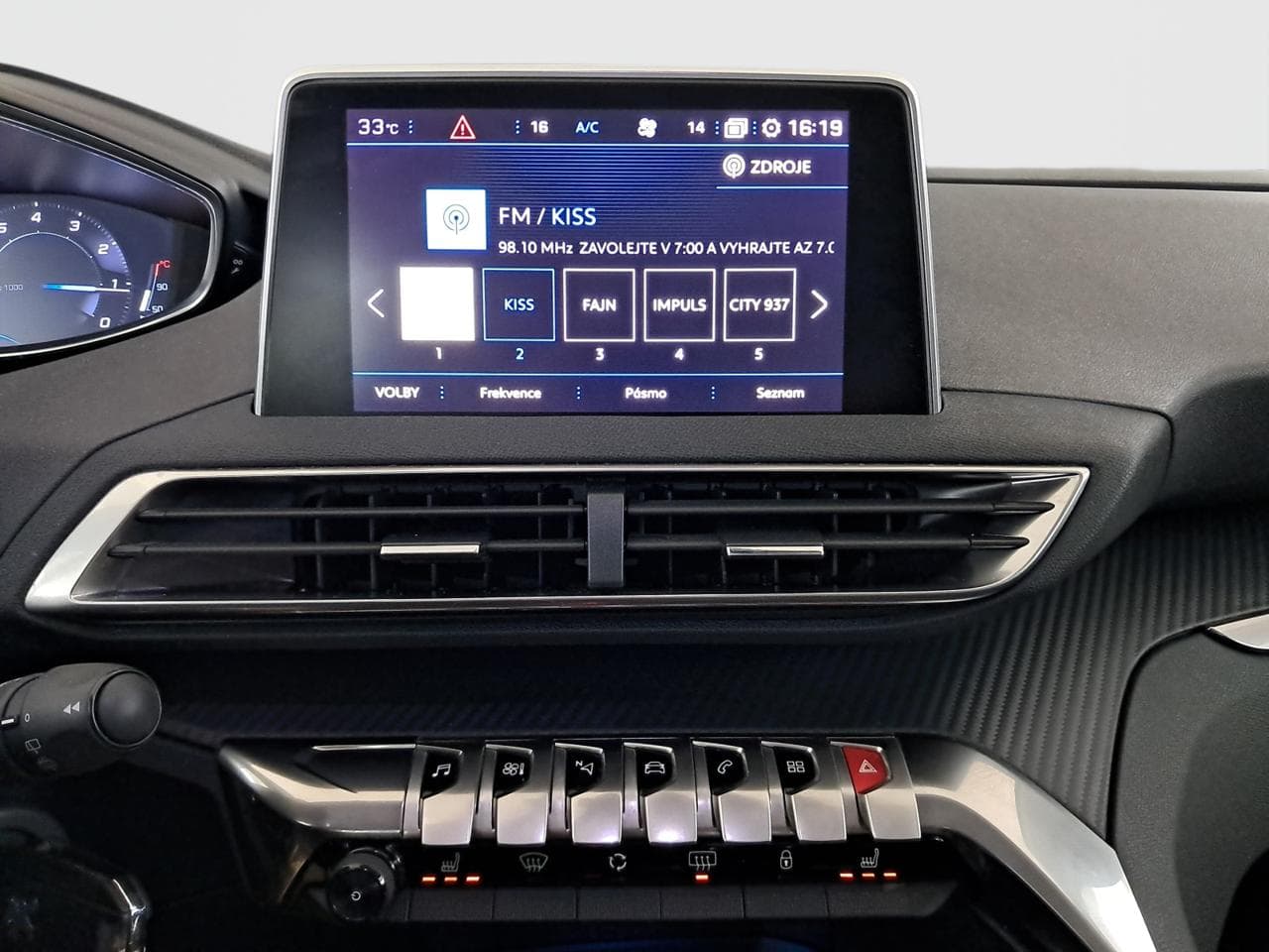 2017 Peugeot 3008 - 30
