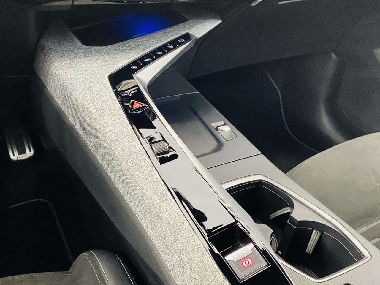 2024 Peugeot 3008 - 18
