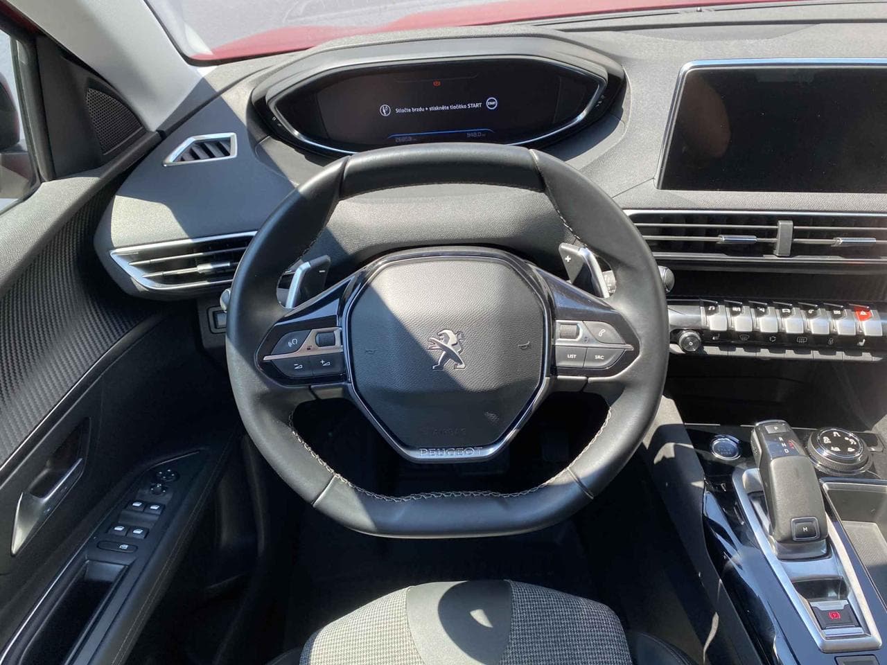2019 Peugeot 3008 - 11