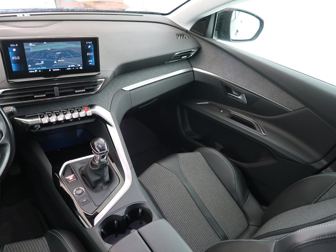 2022 Peugeot 3008 - 11