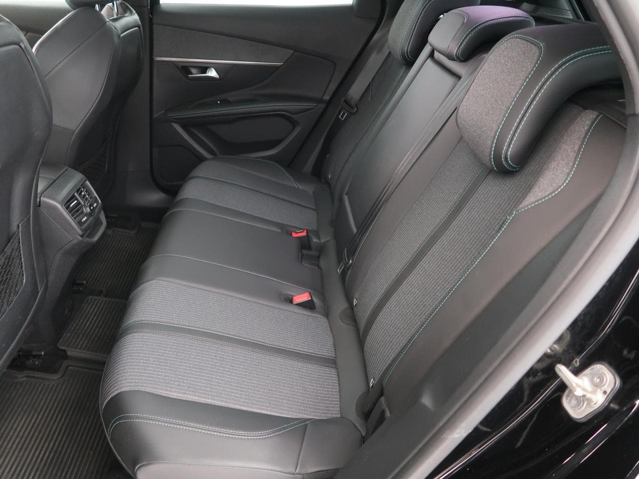 2022 Peugeot 3008 - 15