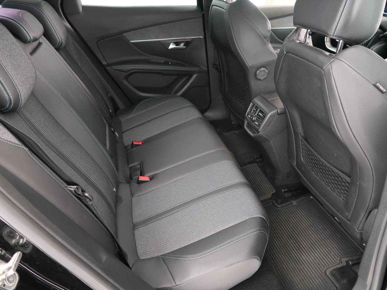 2022 Peugeot 3008 - 13
