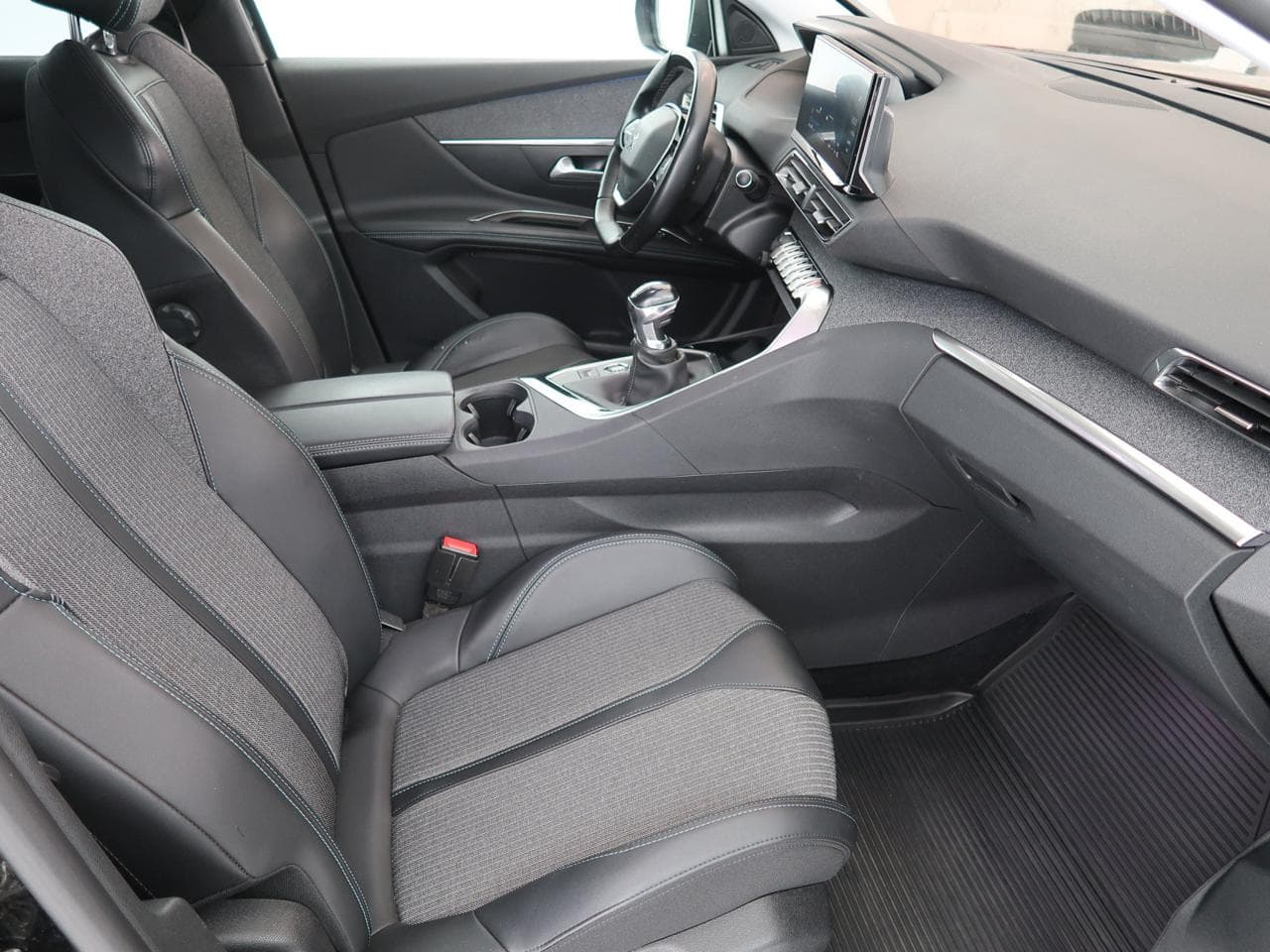 2022 Peugeot 3008 - 12