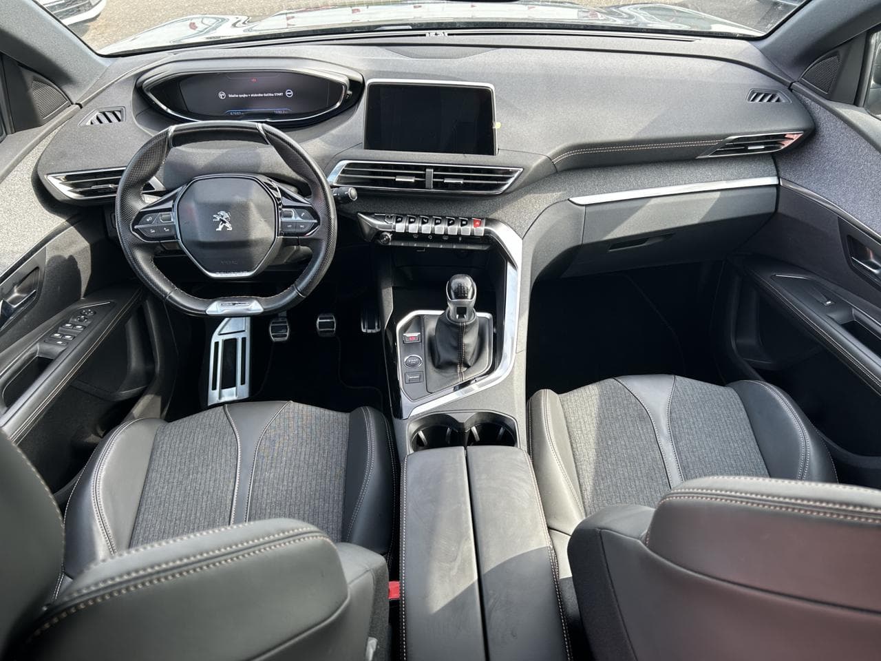 2018 Peugeot 3008 - 8