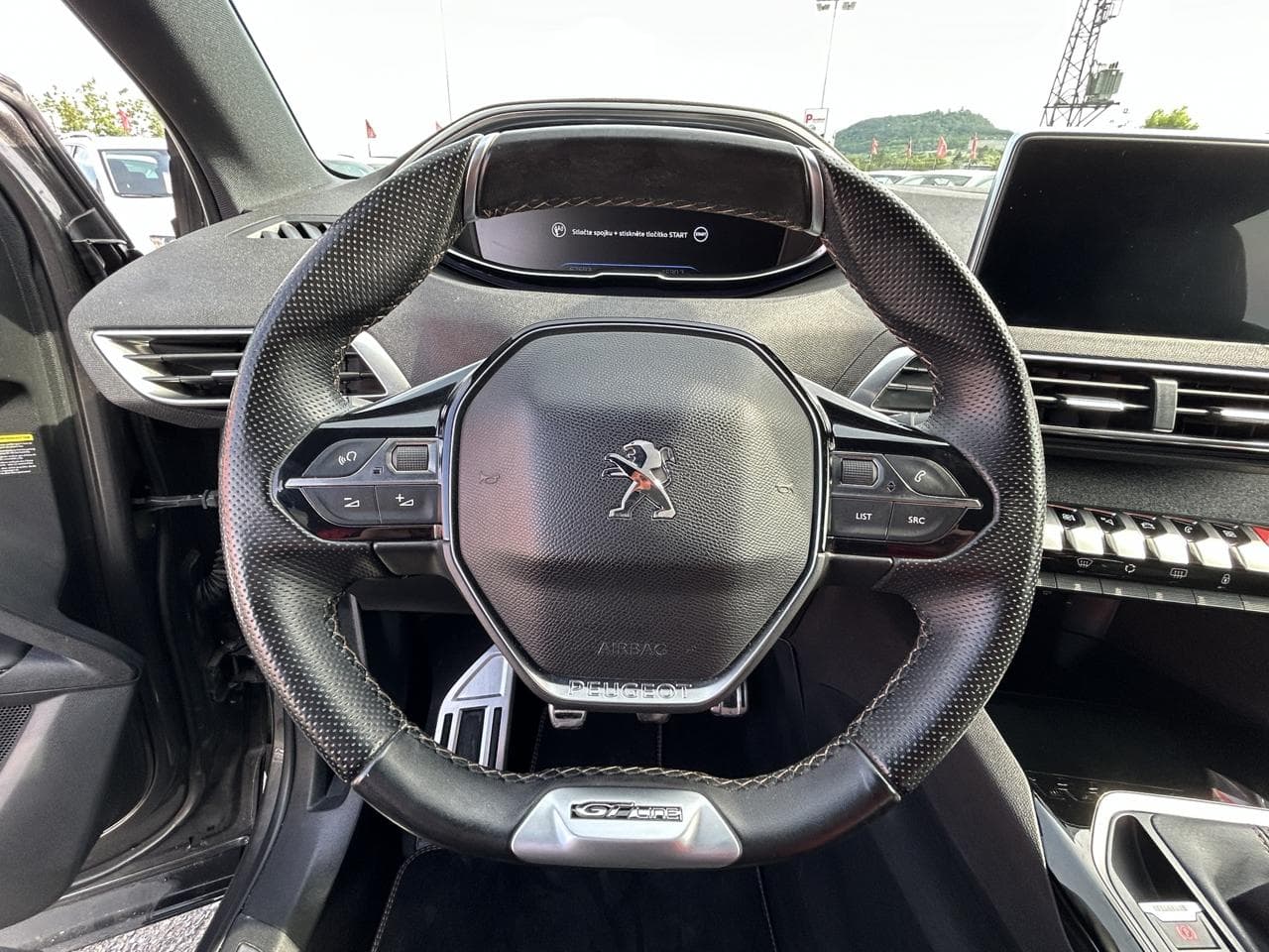 2018 Peugeot 3008 - 12