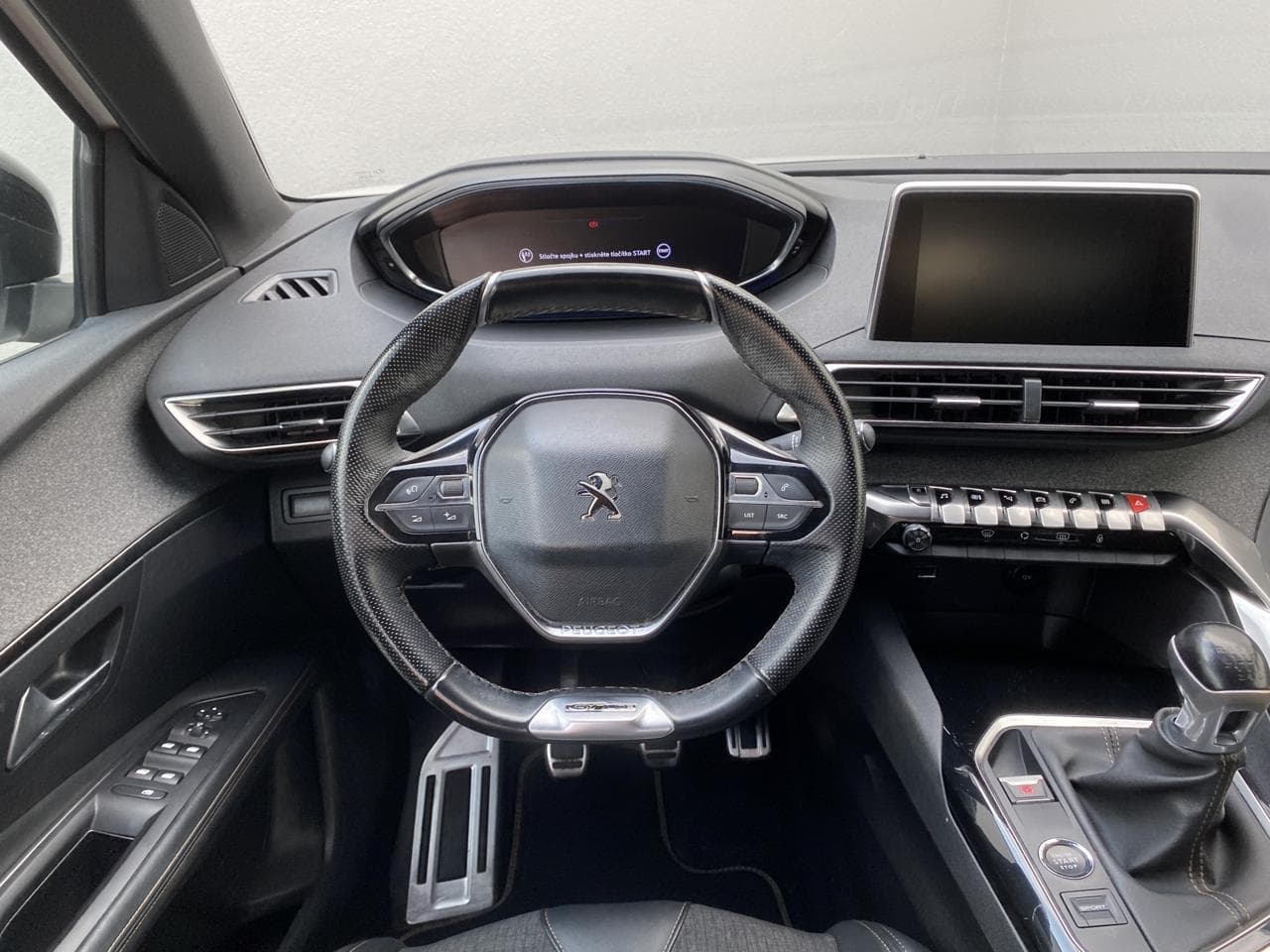 2019 Peugeot 3008 - 11