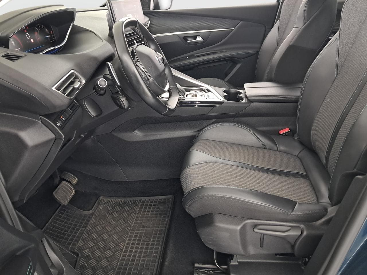 2022 Peugeot 3008 - 16