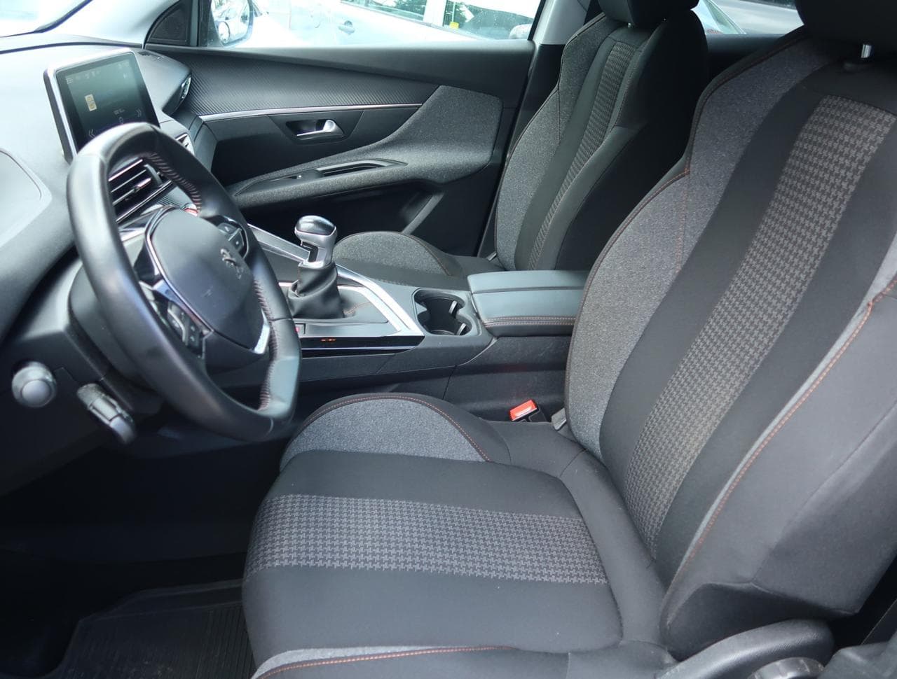 2020 Peugeot 3008 - 16