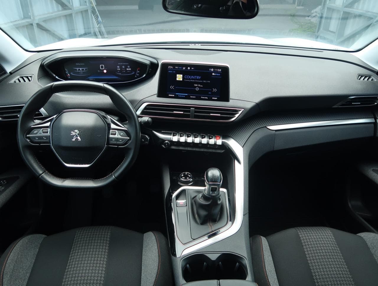 2020 Peugeot 3008 - 10