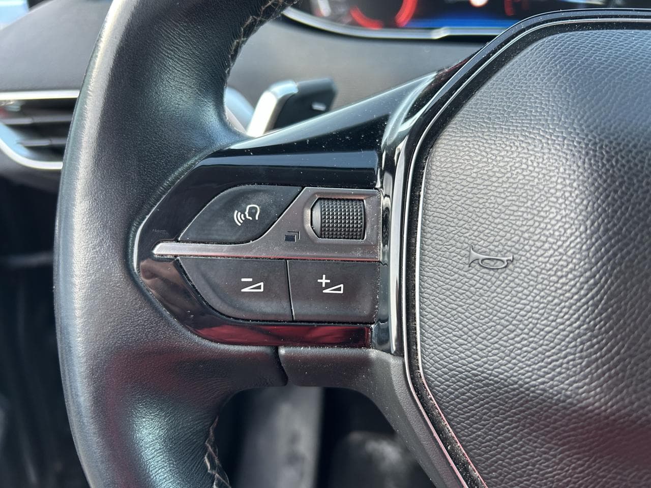 2018 Peugeot 3008 - 17