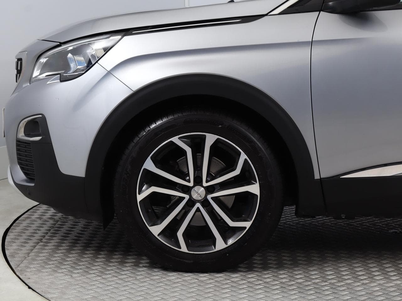 2017 Peugeot 3008 - 19