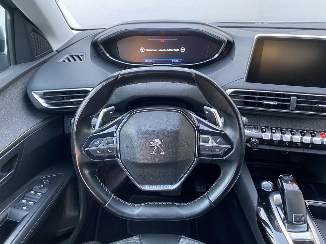 2019 Peugeot 3008 - 11