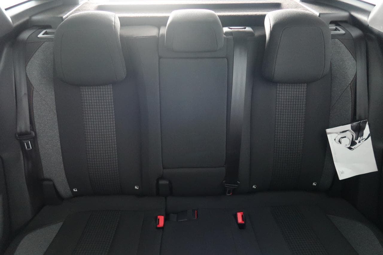 2021 Peugeot 3008 - 14