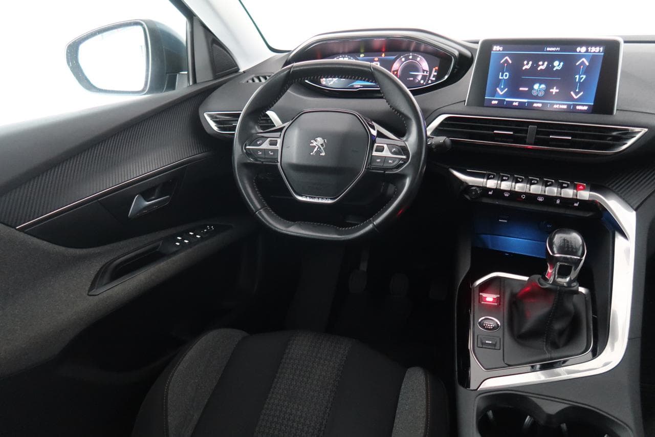 2021 Peugeot 3008 - 9