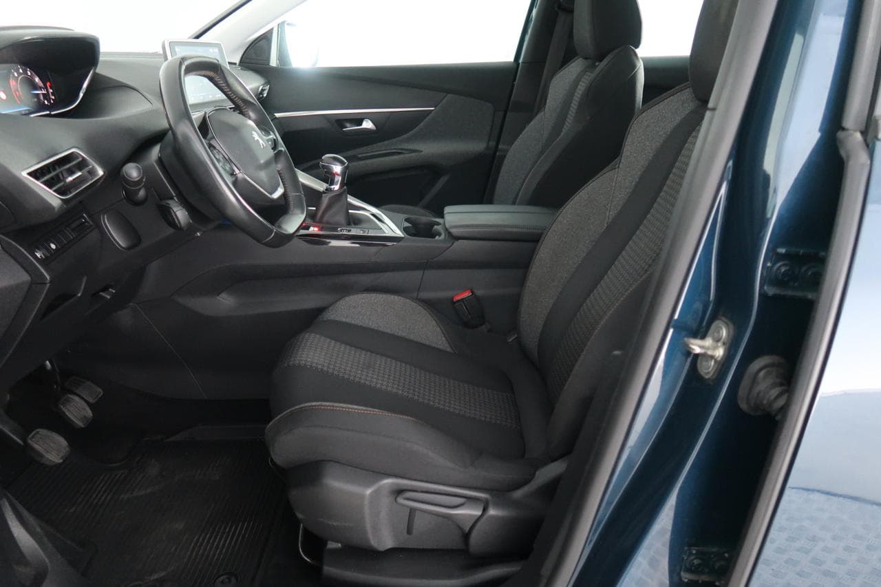 2021 Peugeot 3008 - 16