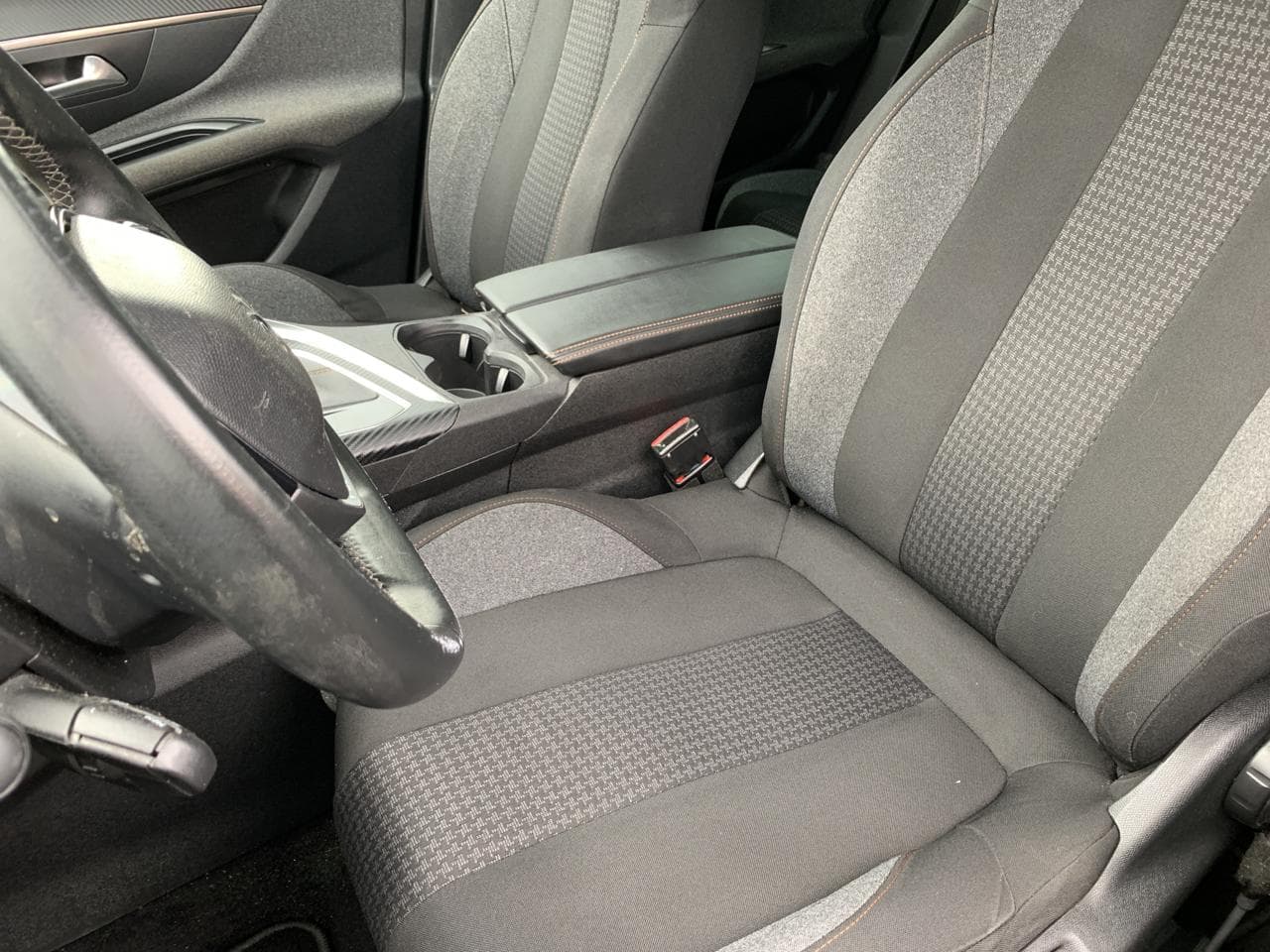 2019 Peugeot 3008 - 9