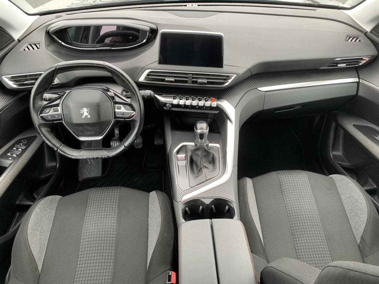 2019 Peugeot 3008 - 8