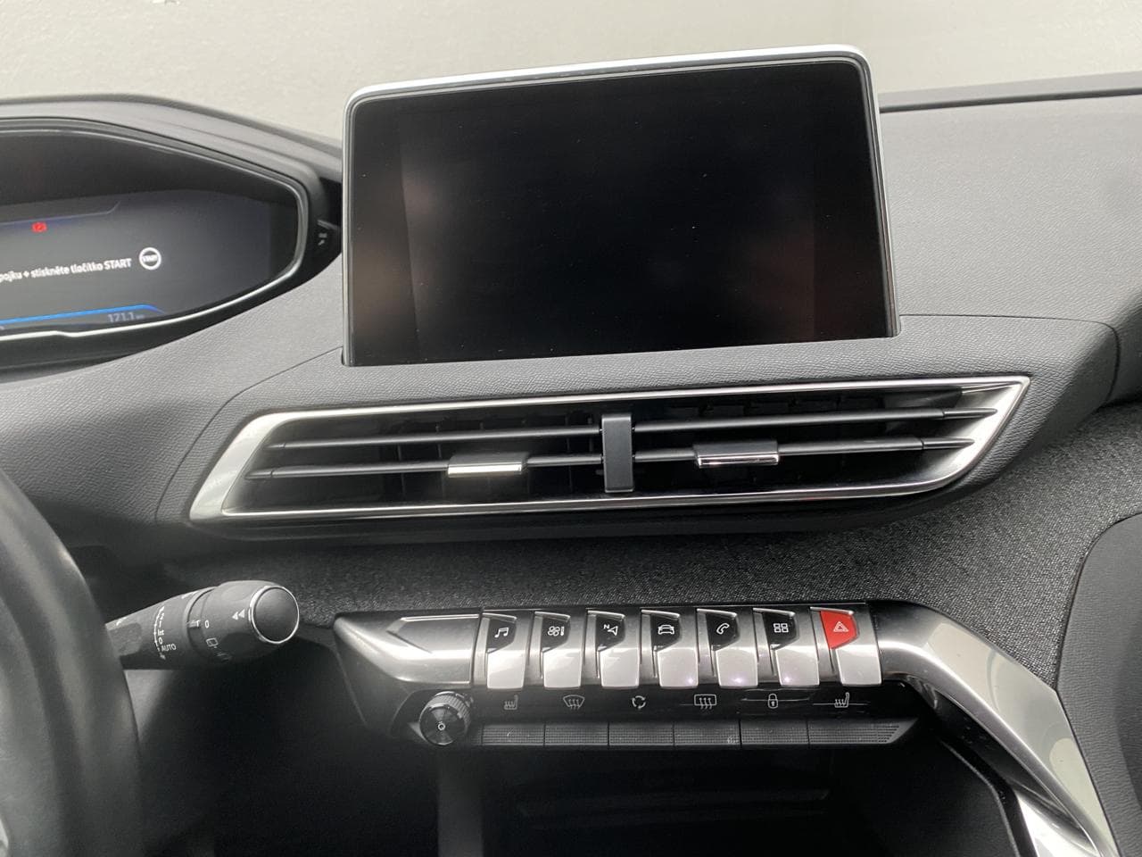 2019 Peugeot 3008 - 12
