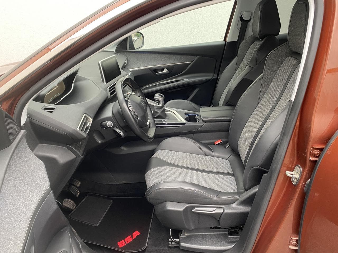 2019 Peugeot 3008 - 9