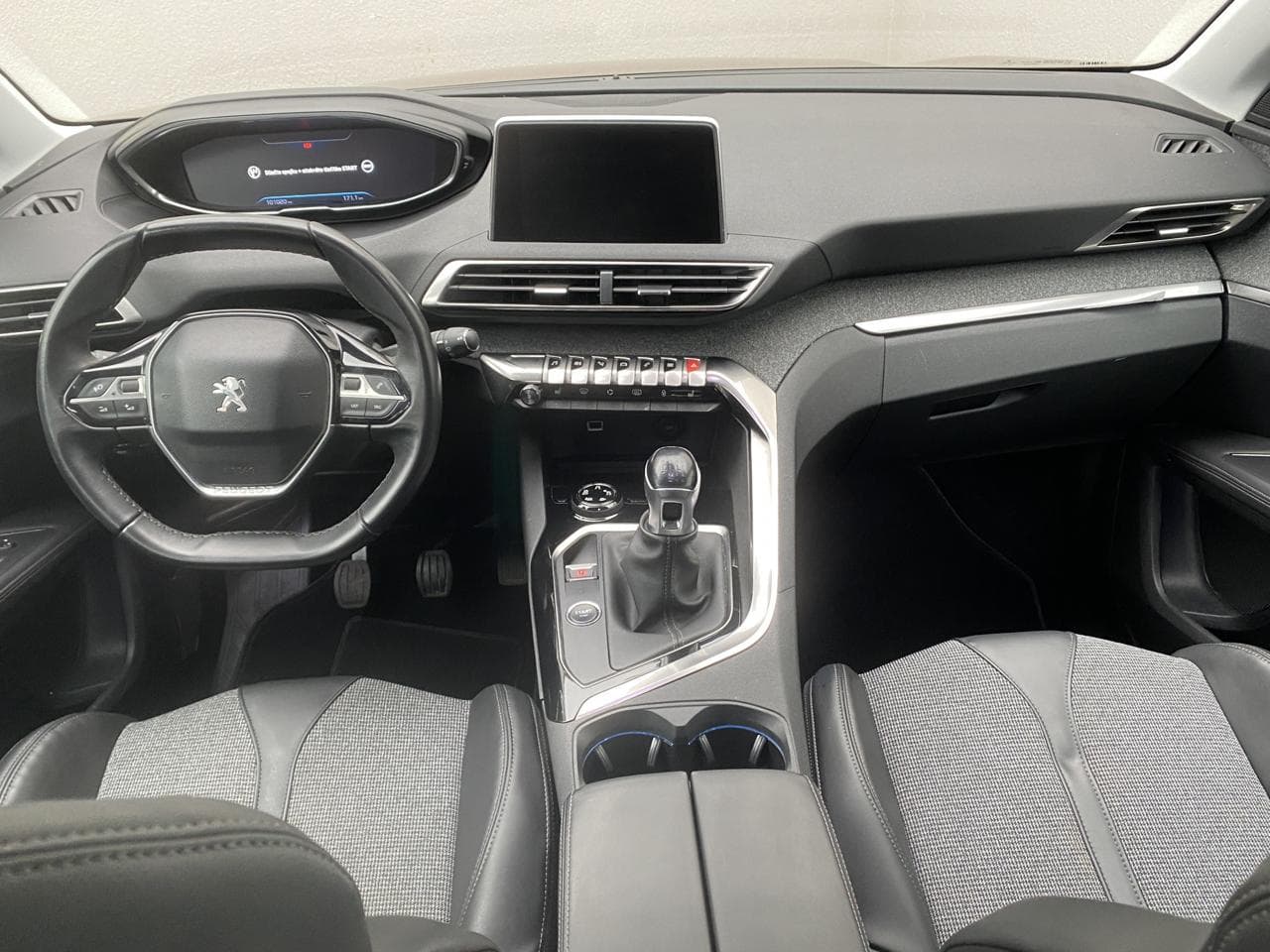 2019 Peugeot 3008 - 8