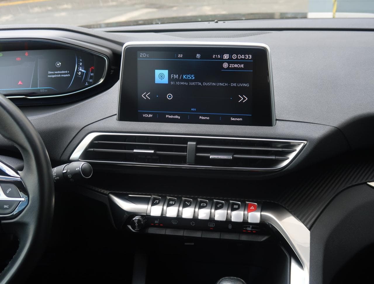 2020 Peugeot 3008 - 18