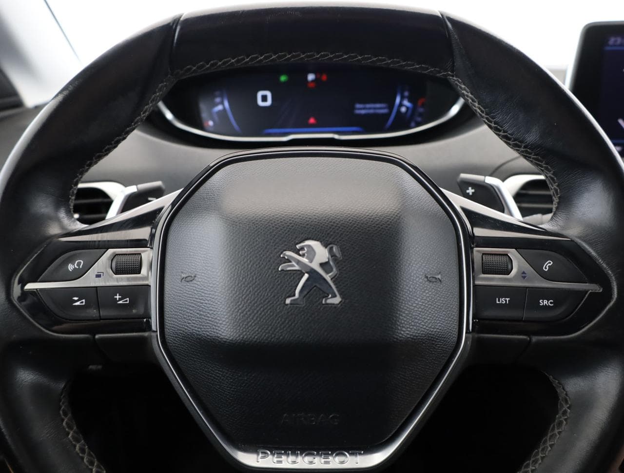 2017 Peugeot 3008 - 14