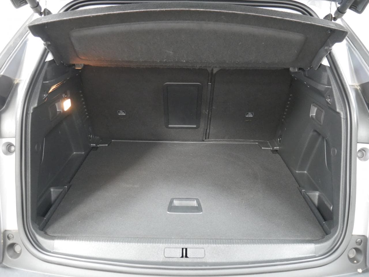 2018 Peugeot 3008 - 7