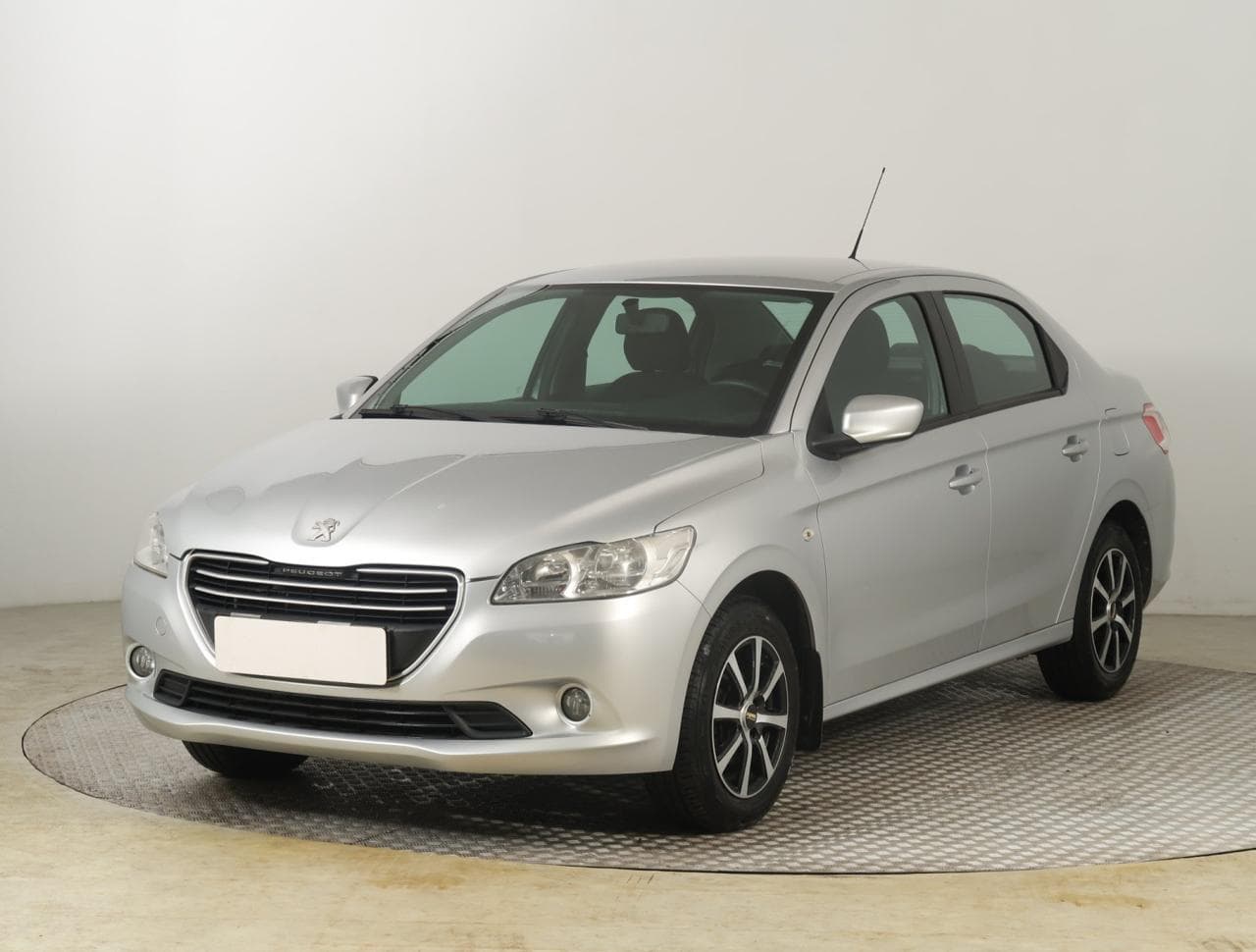 2014 Peugeot 301 - 5