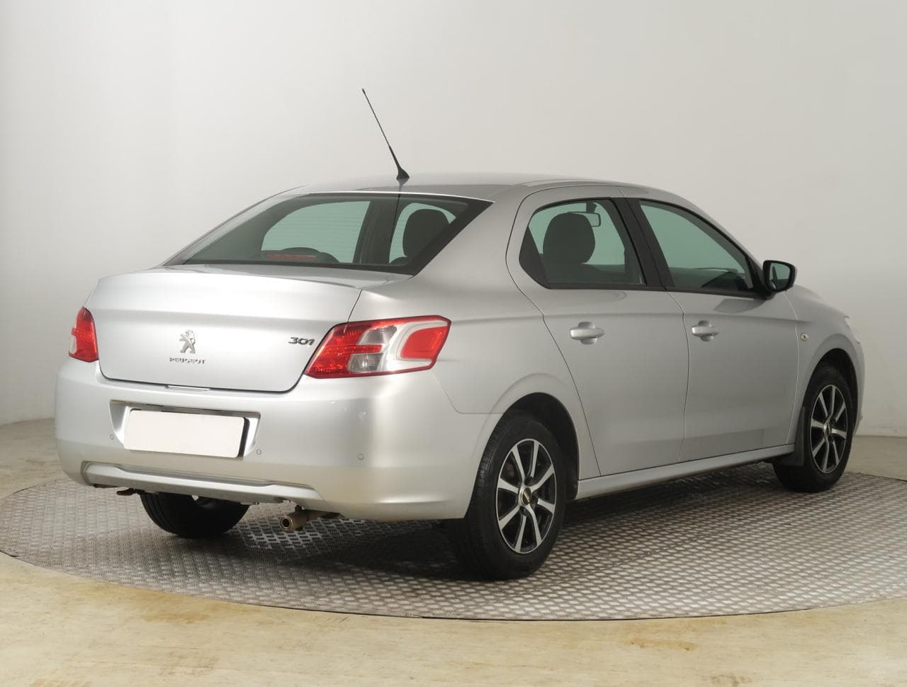 2014 Peugeot 301 - 13