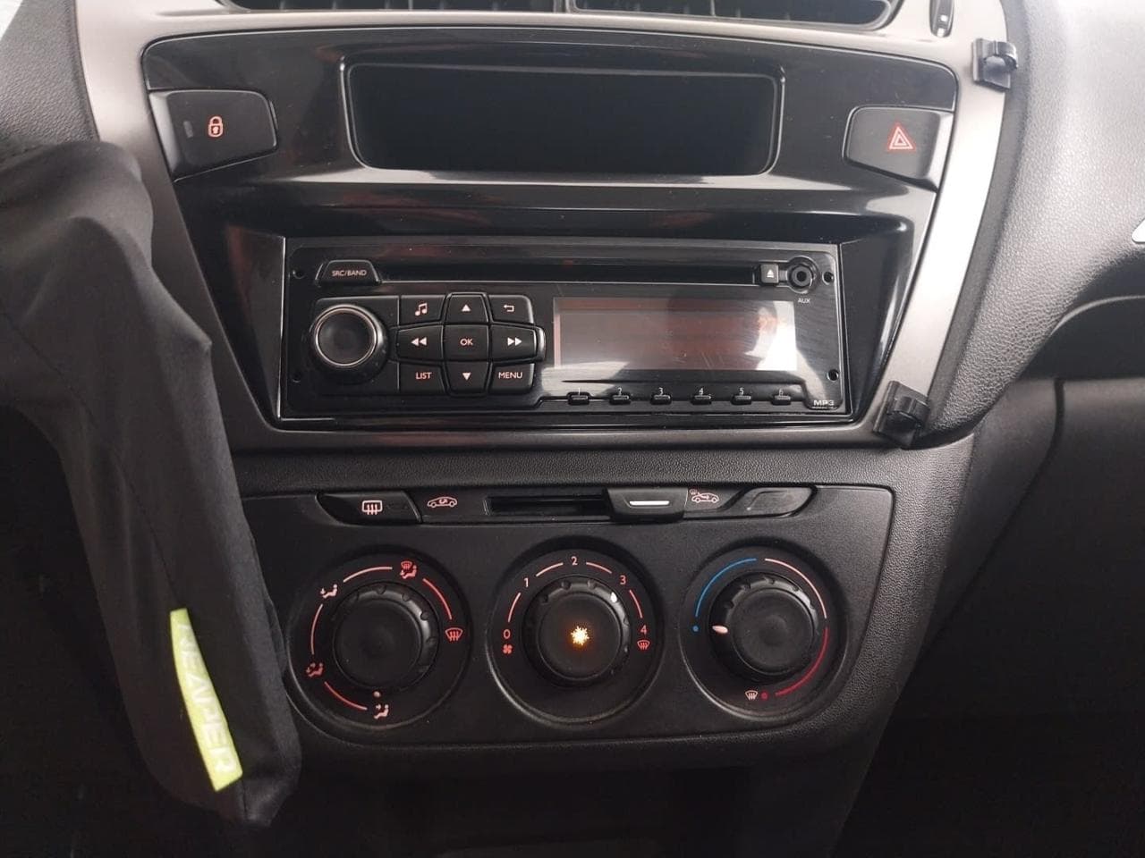 2014 Peugeot 301 - 18