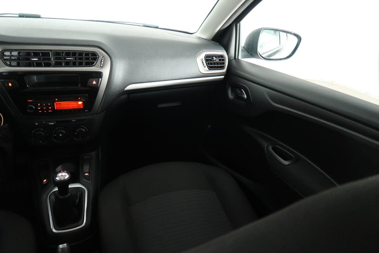 2013 Peugeot 301 - 11