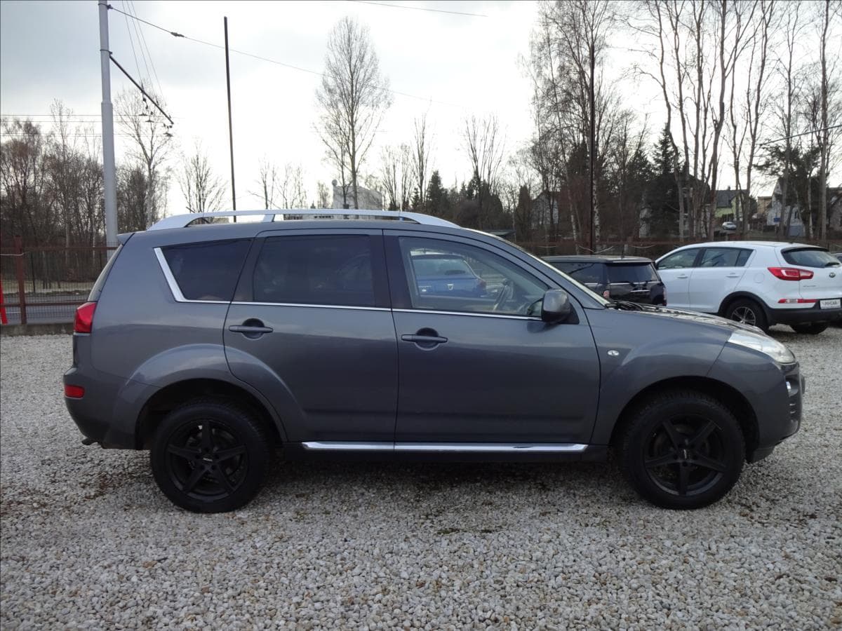 2008 Peugeot 4007 - 8