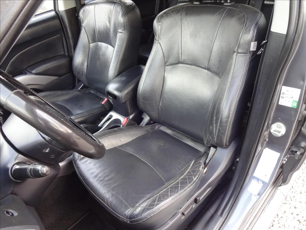 2008 Peugeot 4007 - 18