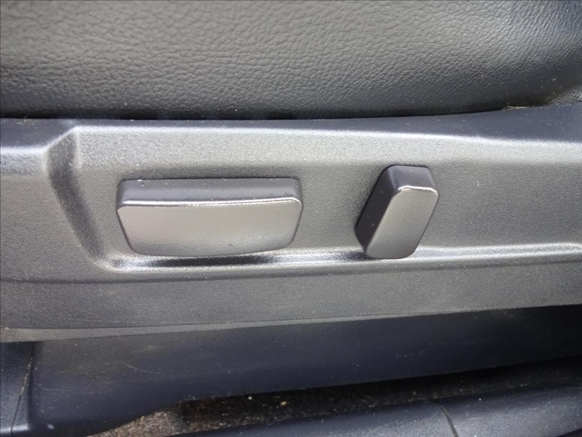 2008 Peugeot 4007 - 17