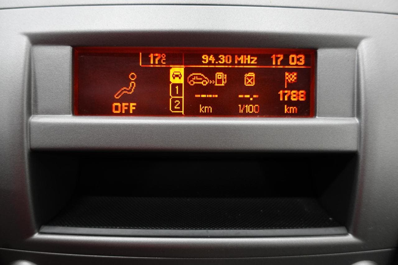 2006 Peugeot 407 - 16