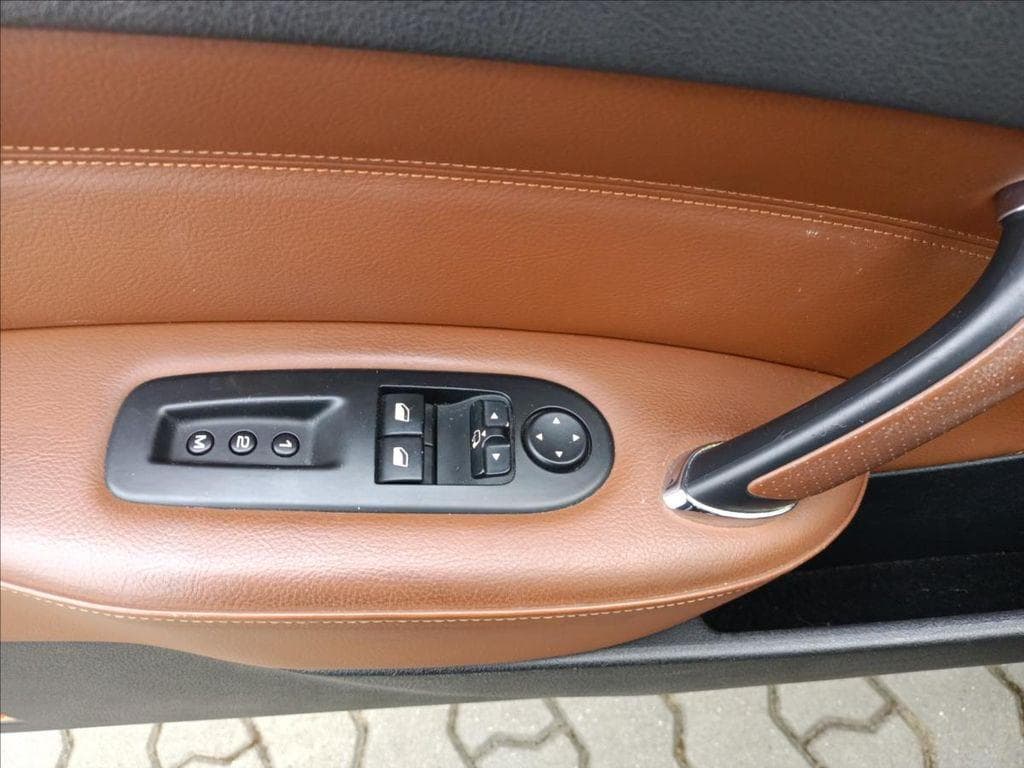 2007 Peugeot 407 - 12