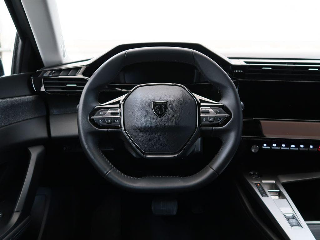 Peugeot 408 - 19